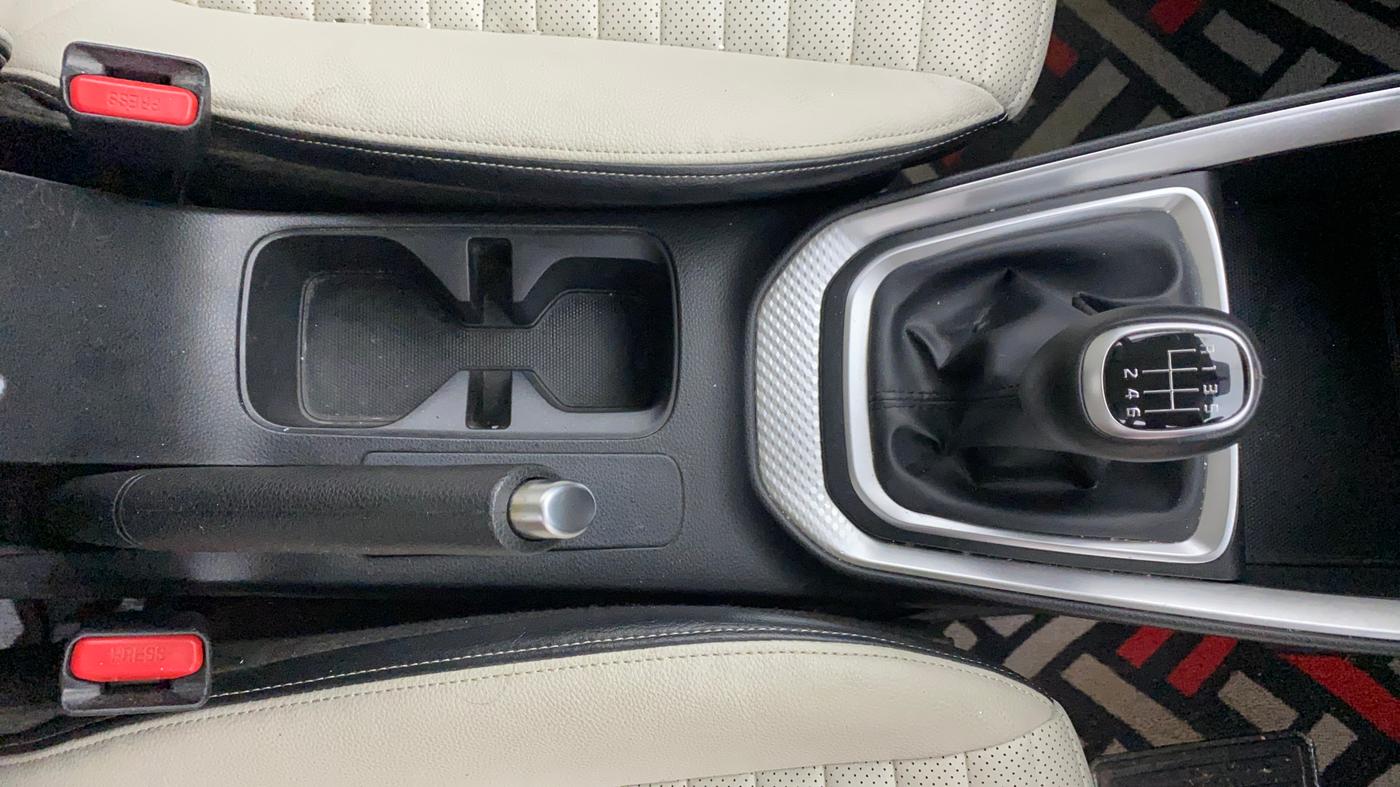 2022 KIA SONET HTX PLUS 1.0 IMT, Petrol, Manual, 22,990 km, Gear Lever