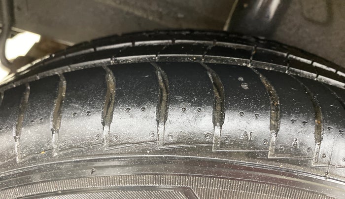 2020 Hyundai NEW SANTRO SPORTZ AMT, Petrol, Automatic, 3,126 km, Right Rear Tyre Tread