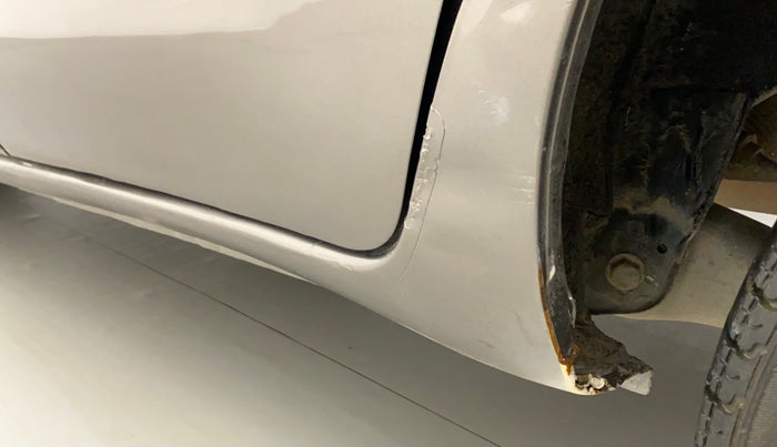 2018 Datsun Redi Go T (O), Petrol, Manual, 76,306 km, Left running board - Slight discoloration