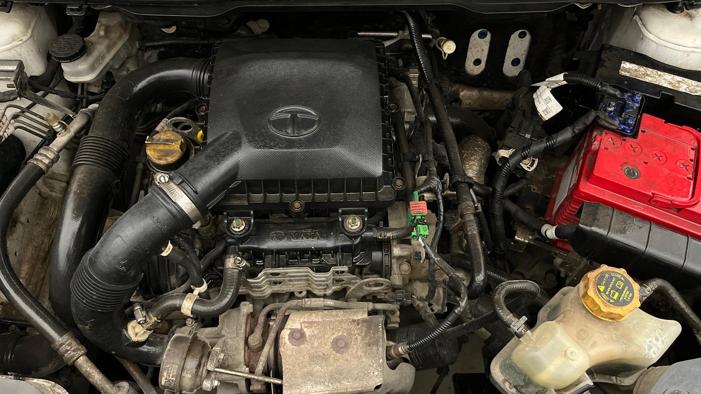 2018 Tata NEXON XM PETROL, Petrol, Manual, 25,218 km, Engine View
