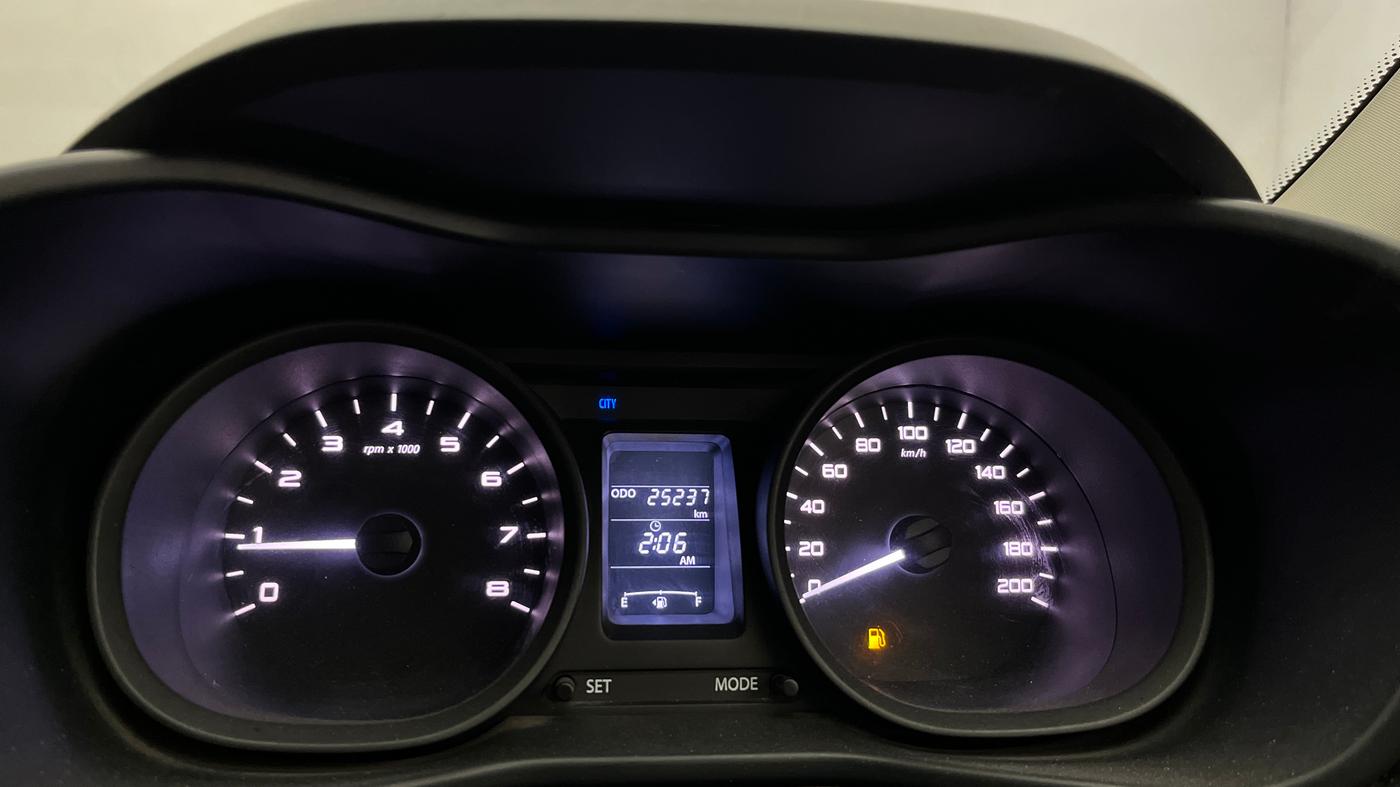 2018 Tata NEXON XM PETROL, Petrol, Manual, 25,218 km, Odometer Image