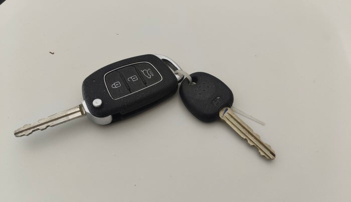 2016 Hyundai Elite i20 SPORTZ 1.2, Petrol, Manual, 58,206 km, Key Close Up