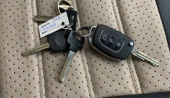 2016 Hyundai Elite i20 MAGNA 1.2, Petrol, Manual, 57,965 km, Key Close Up