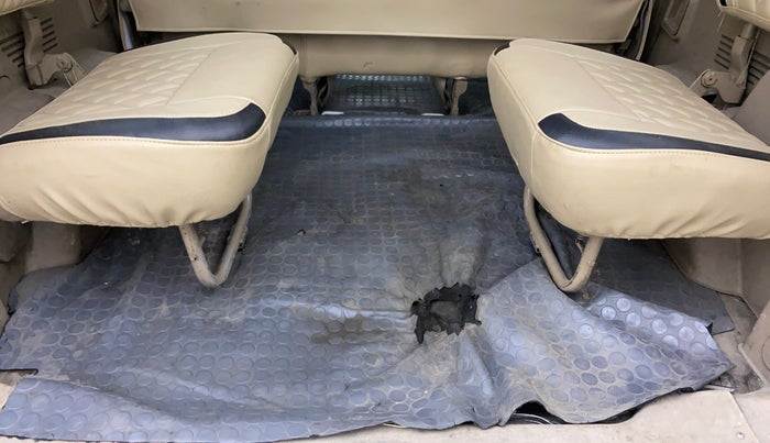 2019 Mahindra Xylo H4 BS IV, Diesel, Manual, 1,27,579 km, Boot Inside