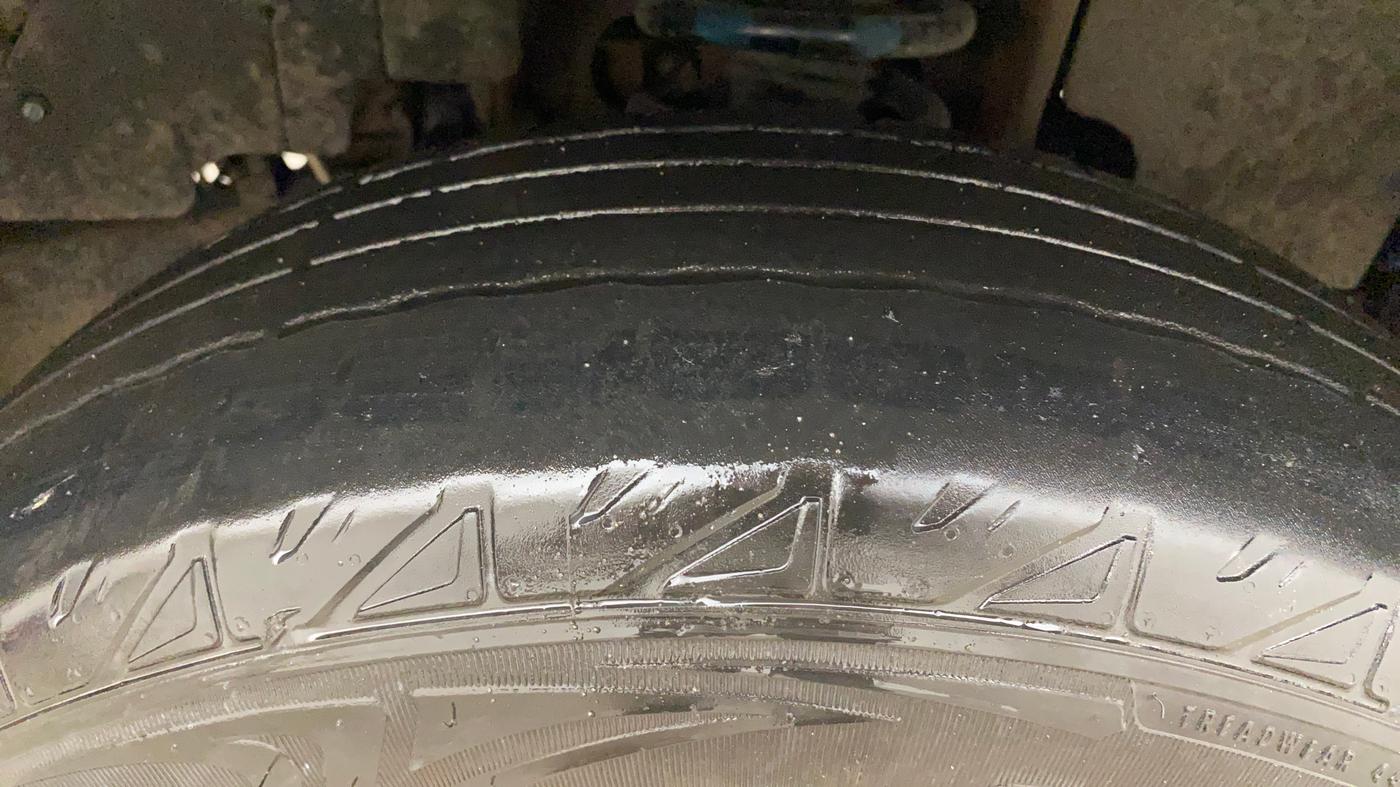 2019 Mahindra Xylo H4 BS IV, Diesel, Manual, 1,28,510 km, Right Front Tyre Tread