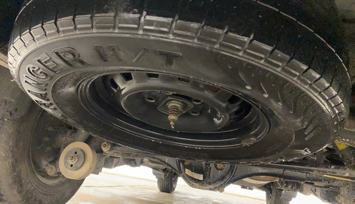 2019 Mahindra Xylo H4 BS IV, Diesel, Manual, 1,27,579 km, Spare Tyre