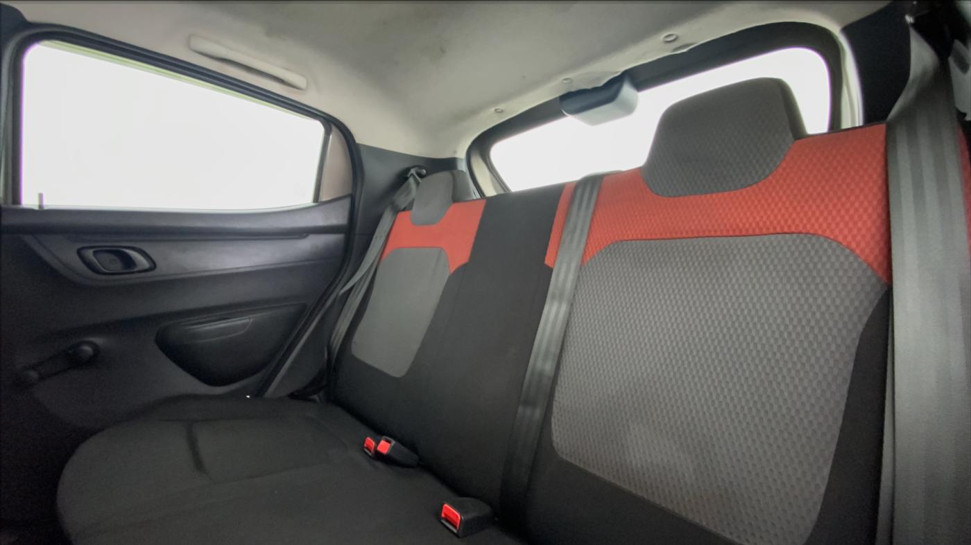 2016 Renault Kwid RXT Opt, Petrol, Manual, 43,315 km, Right Side Rear Door Cabin