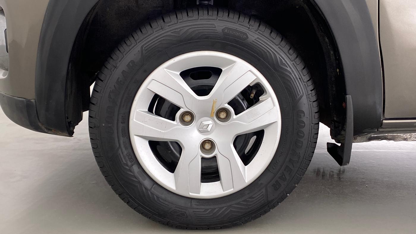 2016 Renault Kwid RXT Opt, Petrol, Manual, 43,315 km, Left Front Wheel