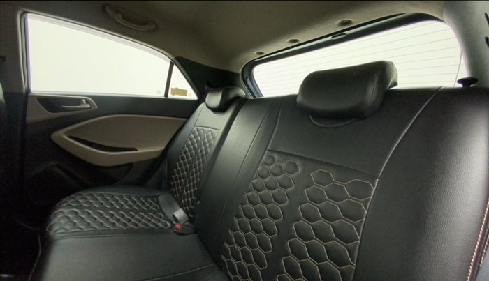 2014 Hyundai Elite i20 ASTA 1.2, Petrol, Manual, 30,003 km, Right Side Rear Door Cabin