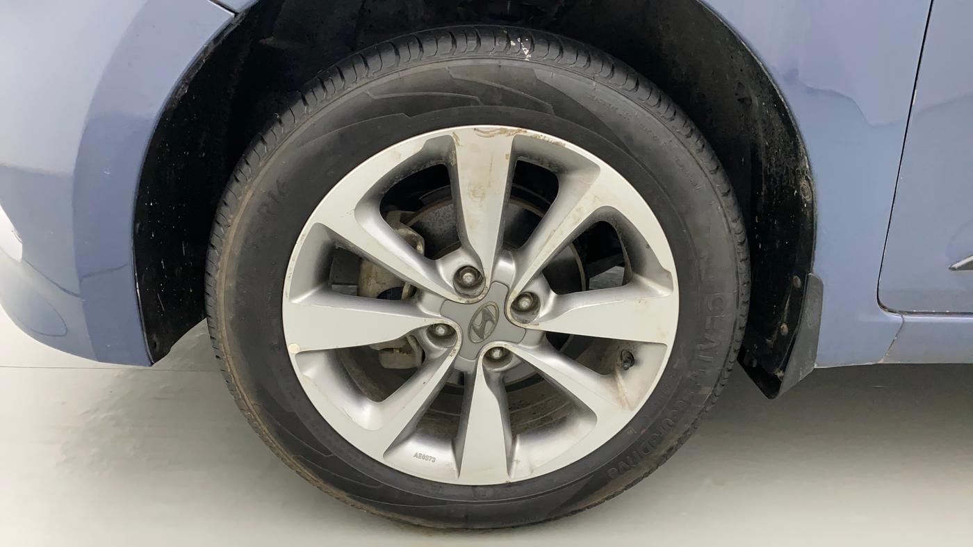 2014 Hyundai Elite i20 ASTA 1.2, Petrol, Manual, 30,003 km, Left Front Wheel