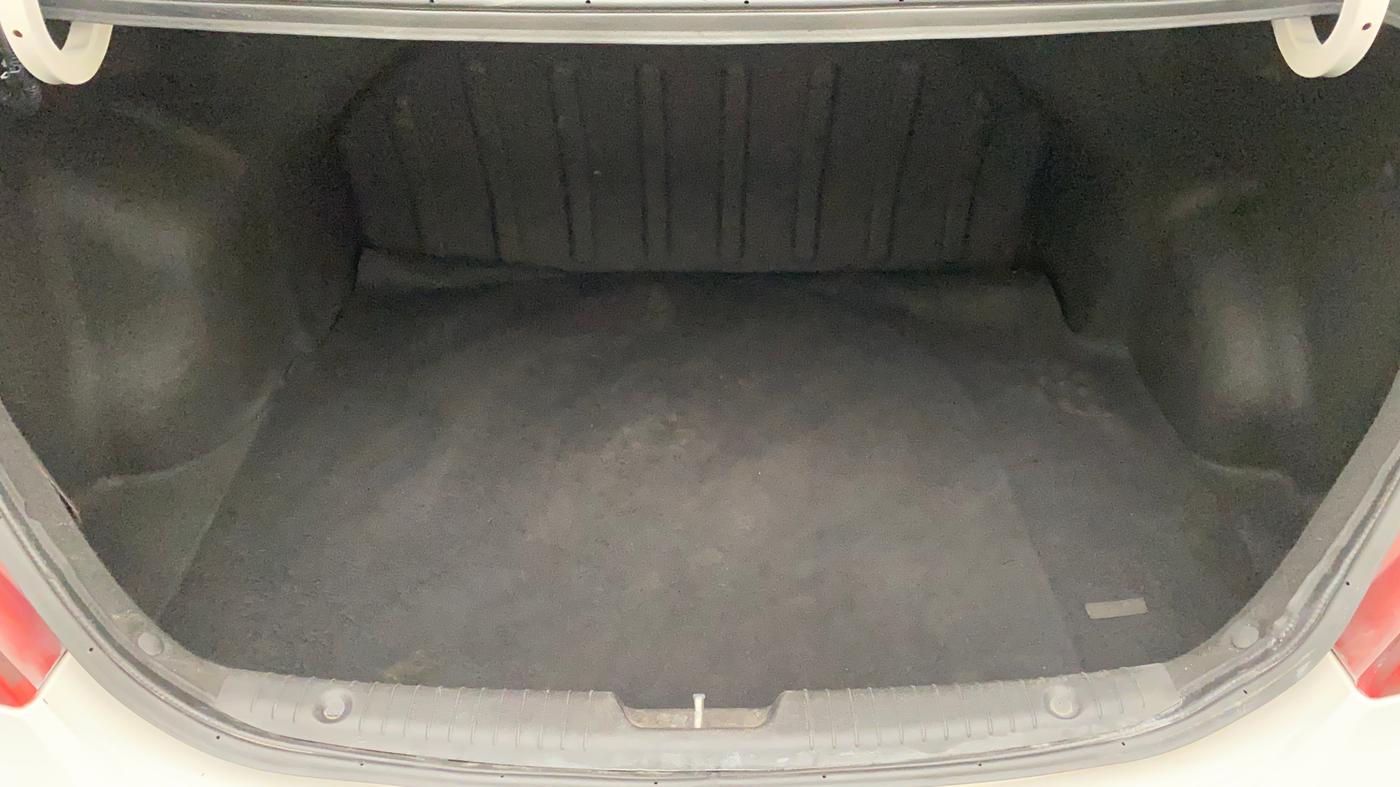 2017 Hyundai Verna 1.6 VTVT SX AT, Petrol, Automatic, 55,744 km, Boot Inside