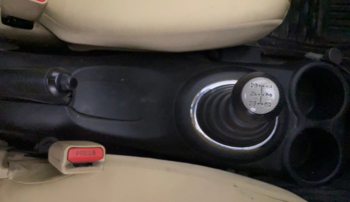 2015 Honda Amaze 1.2L I-VTEC S, Petrol, Manual, 68,267 km, Gear Lever