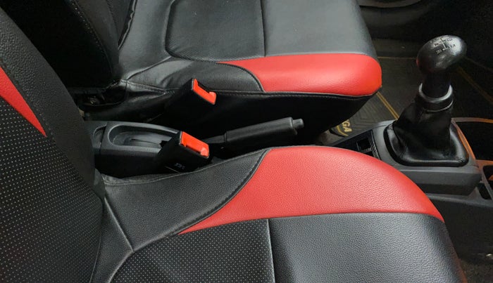 2016 Maruti Alto 800 LXI O, Petrol, Manual, 65,195 km, Gear Lever