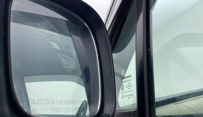 2018 Maruti Wagon R 1.0 VXI AMT, CNG, Automatic, 71,764 km, Left rear-view mirror - Mirror motor not working