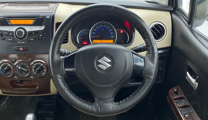 2018 Maruti Wagon R 1.0 VXI AMT, CNG, Automatic, 71,764 km, Steering Wheel Close Up