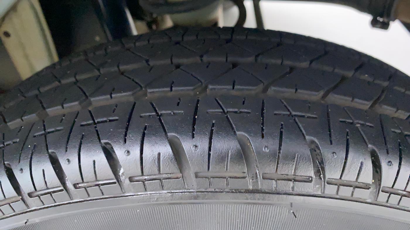2012 Maruti Alto 800 LXI, Petrol, Manual, 76,828 km, Left Rear Tyre Tread