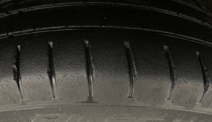 2018 Maruti Baleno ALPHA CVT PETROL 1.2, Petrol, Automatic, 70,064 km, Right Rear Tyre Tread