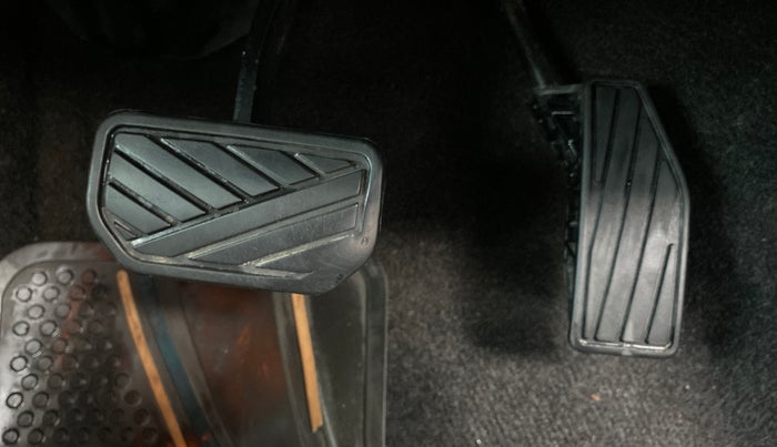 2018 Maruti Baleno ALPHA CVT PETROL 1.2, Petrol, Automatic, 70,064 km, Pedals