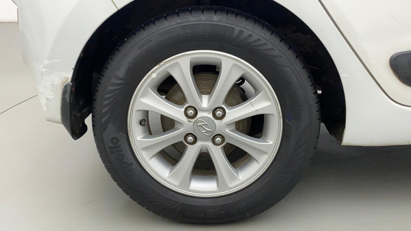 2014 Hyundai Grand i10 ASTA AT 1.2 KAPPA VTVT, Petrol, Automatic, 95,743 km, Right Rear Wheel
