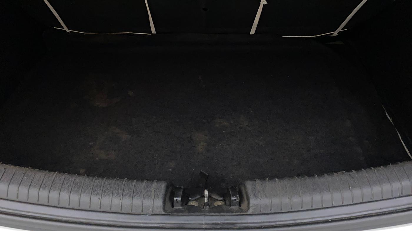 2014 Hyundai Grand i10 ASTA AT 1.2 KAPPA VTVT, Petrol, Automatic, 95,743 km, Boot Inside