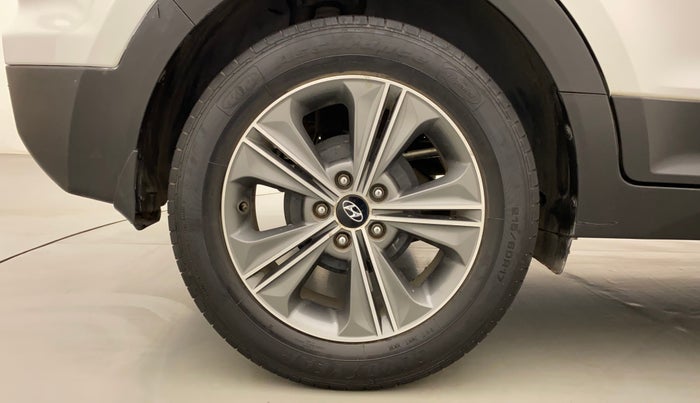 2016 Hyundai Creta SX PLUS AT 1.6 PETROL, Petrol, Automatic, 40,813 km, Right Rear Wheel