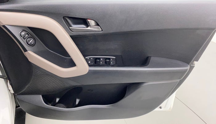 2016 Hyundai Creta SX PLUS AT 1.6 PETROL, Petrol, Automatic, 40,813 km, Driver Side Door Panels Control