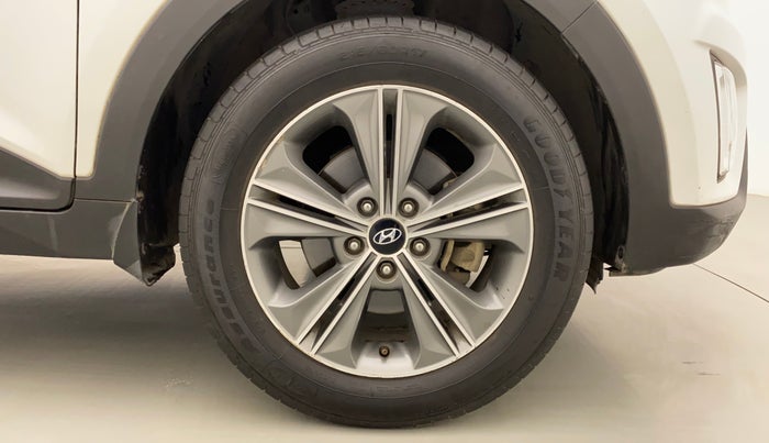 2016 Hyundai Creta SX PLUS AT 1.6 PETROL, Petrol, Automatic, 40,813 km, Right Front Wheel