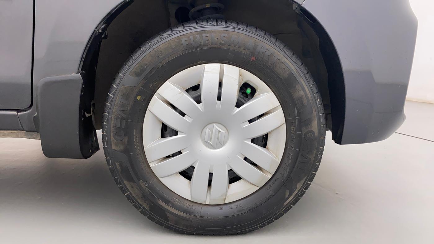 2020 Maruti Alto VXI, Petrol, Manual, 25,157 km, Right Front Wheel
