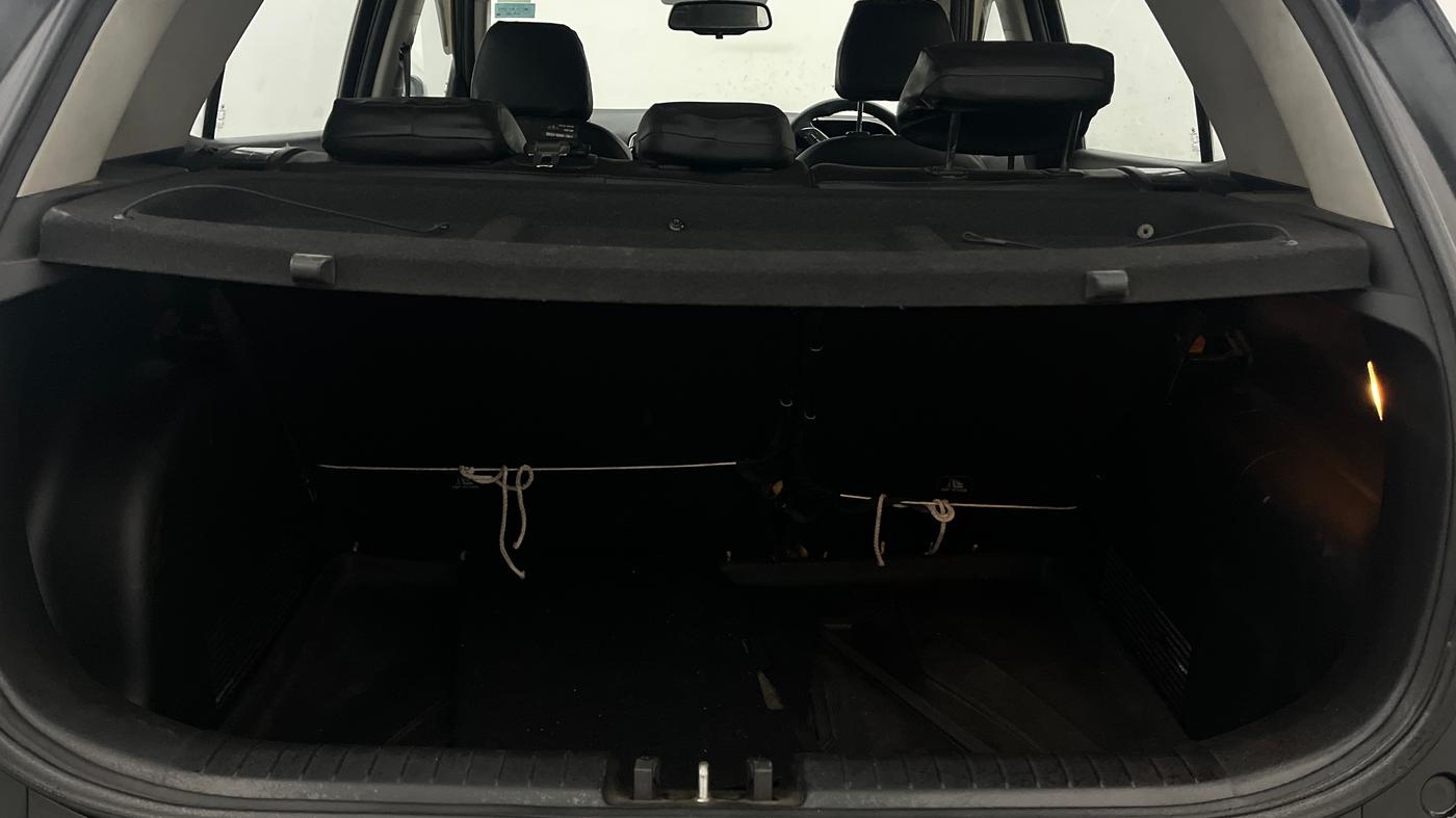2024 Hyundai VENUE SX 1.2 PETROL, Petrol, Manual, 54,819 km, Boot Inside