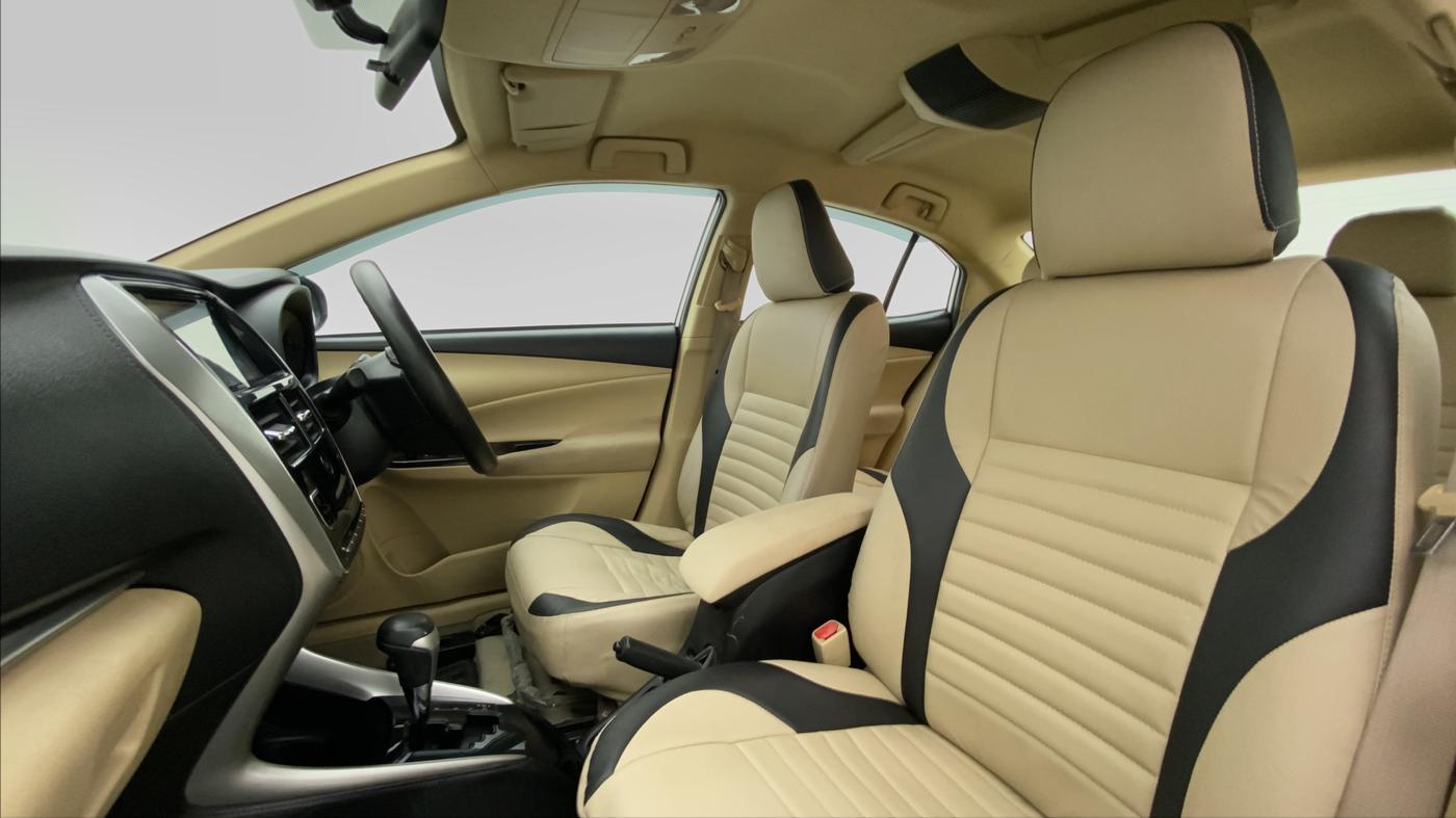 2018 Toyota YARIS G CVT, Petrol, Automatic, 70,840 km, Right Side Front Door Cabin