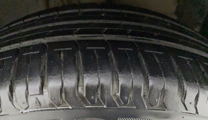 2018 Toyota YARIS G CVT, Petrol, Automatic, 70,840 km, Right Front Tyre Tread