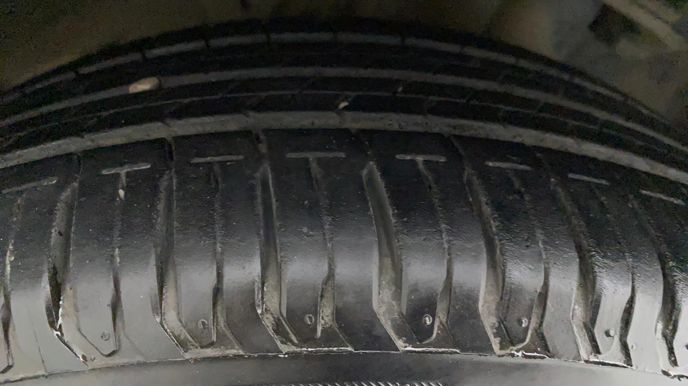 2018 Toyota YARIS G CVT, Petrol, Automatic, 70,840 km, Right Rear Tyre Tread