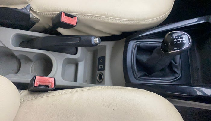 2014 Ford Ecosport TITANIUM 1.5L DIESEL, Diesel, Manual, 98,086 km, Gear Lever