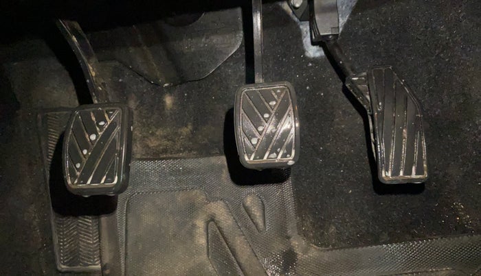 2023 Toyota Glanza V, Petrol, Manual, 6,847 km, Pedals