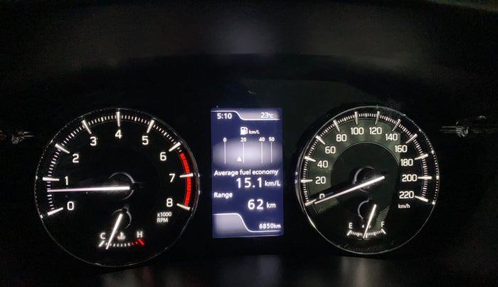 2023 Toyota Glanza V, Petrol, Manual, 6,847 km, Odometer Image