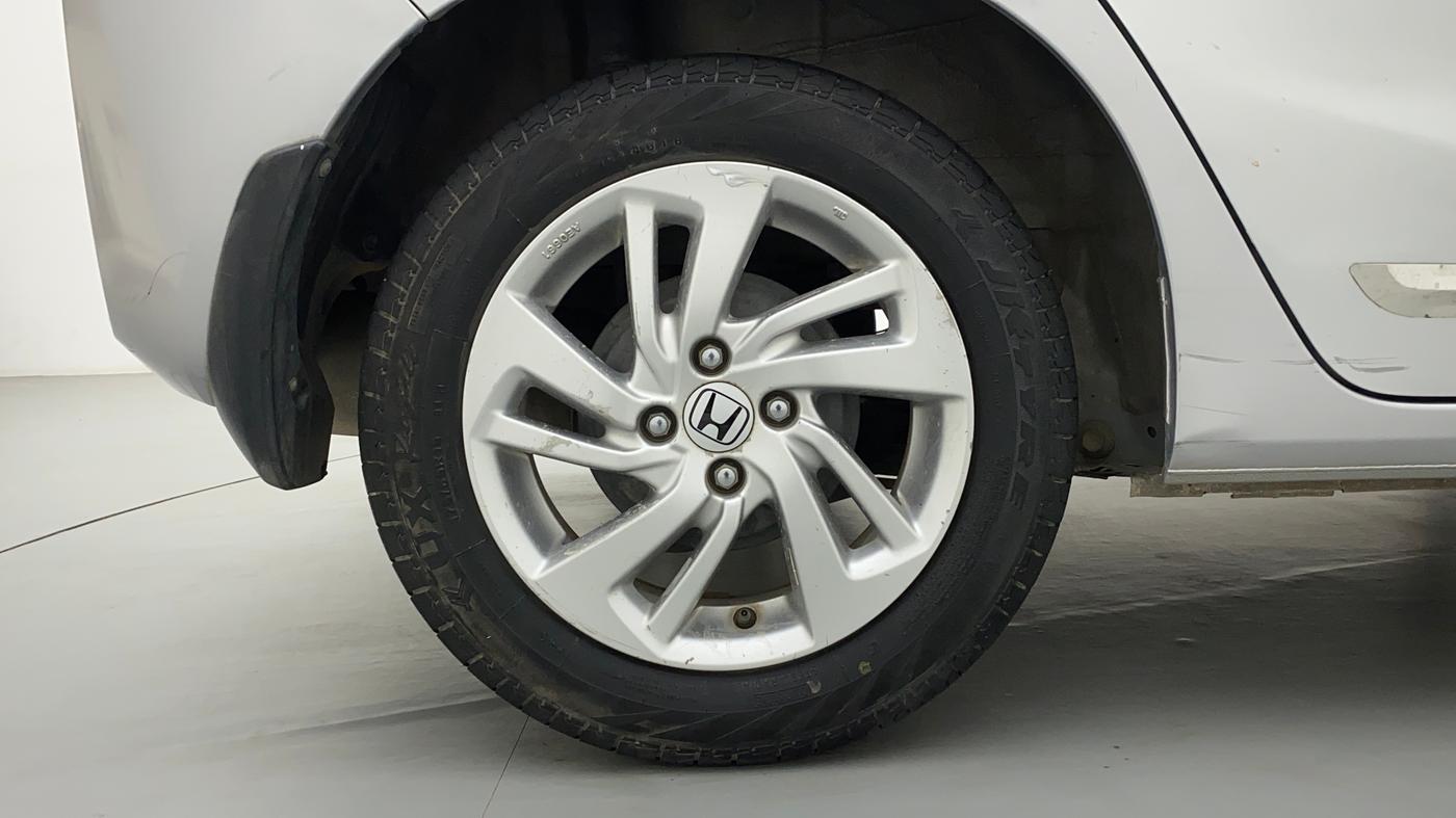 2016 Honda Jazz VX  1.2, Petrol, Manual, 82,180 km, Right Rear Wheel
