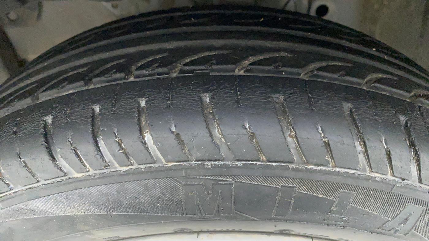 2016 Honda Jazz VX  1.2, Petrol, Manual, 82,180 km, Left Front Tyre Tread