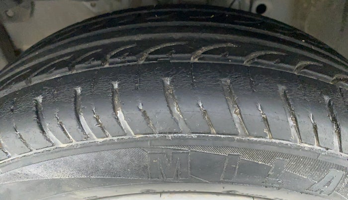 2016 Honda Jazz VX  1.2, Petrol, Manual, 82,180 km, Left Front Tyre Tread