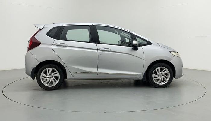 2016 Honda Jazz VX  1.2, Petrol, Manual, 82,180 km, Right Side