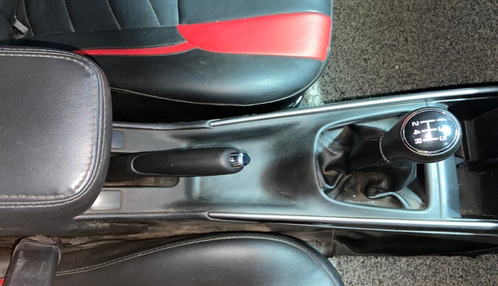 2019 Maruti Baleno DELTA PETROL 1.2, Petrol, Manual, 51,581 km, Gear Lever