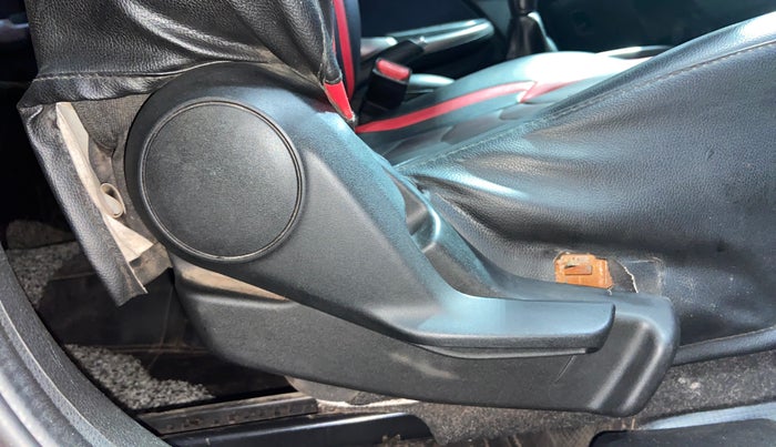 2019 Maruti Baleno DELTA PETROL 1.2, Petrol, Manual, 51,581 km, Driver Side Adjustment Panel