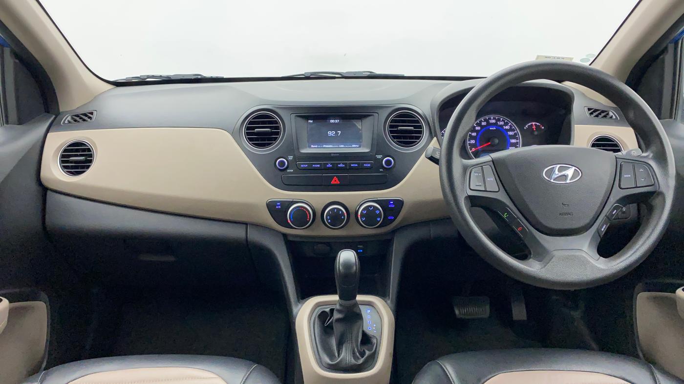 2018 Hyundai Grand i10 MAGNA AT 1.2 KAPPA VTVT, Petrol, Automatic, 49,948 km, Dashboard