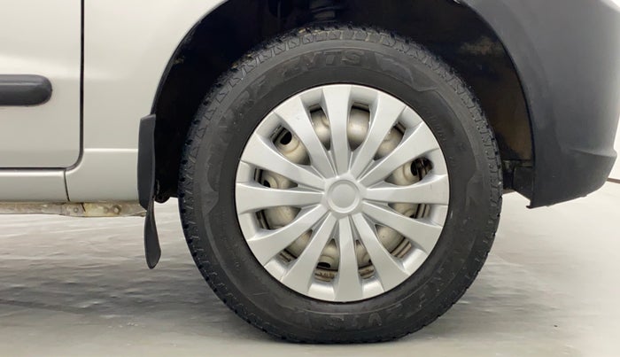 2009 Maruti Alto LXI, Petrol, Manual, 26,743 km, Right Front Tyre