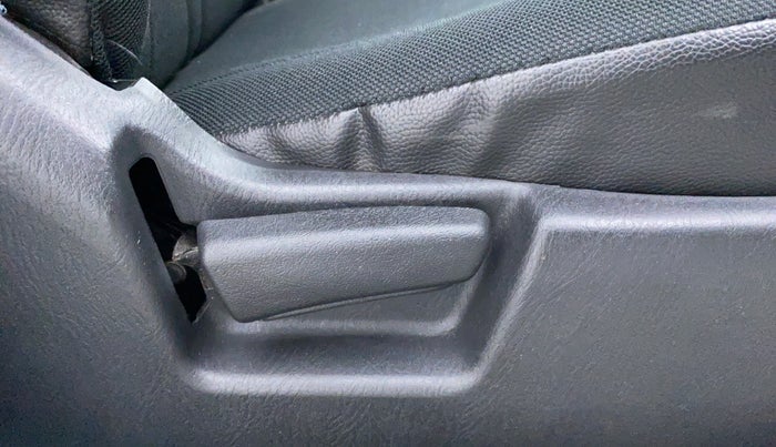 2020 Maruti Alto VXI, Petrol, Manual, 12,237 km, Driver Side Adjustment Panel