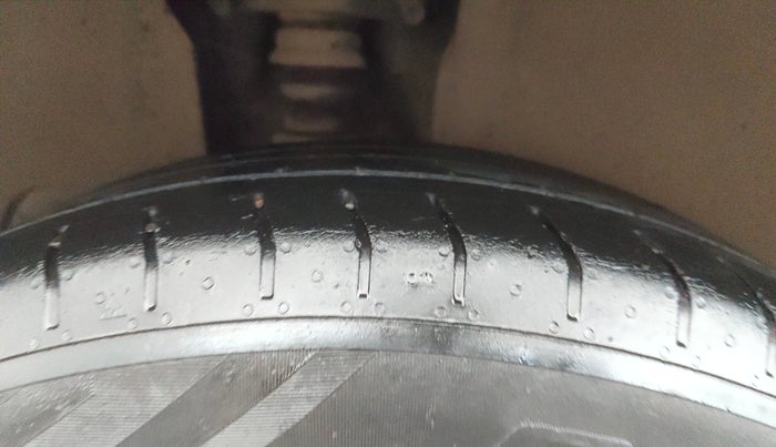 2022 Hyundai Creta SX 1.5 PETROL, Petrol, Manual, 85,802 km, Right Rear Tyre Tread