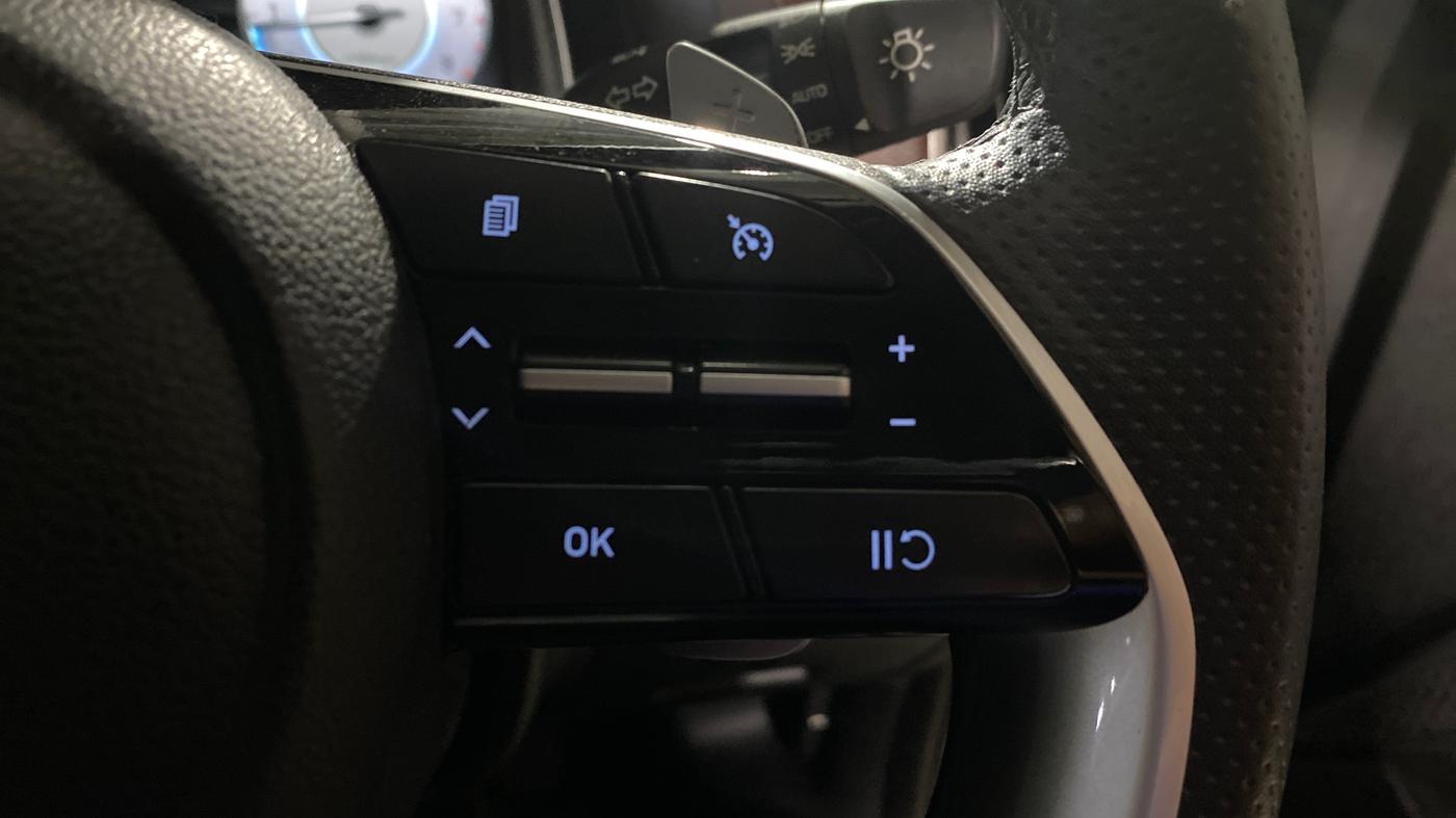 2021 Hyundai ALCAZAR 2.0 SIGNATURE (O) AT 7STR, Petrol, Automatic, 13,147 km, Adaptive Cruise Control