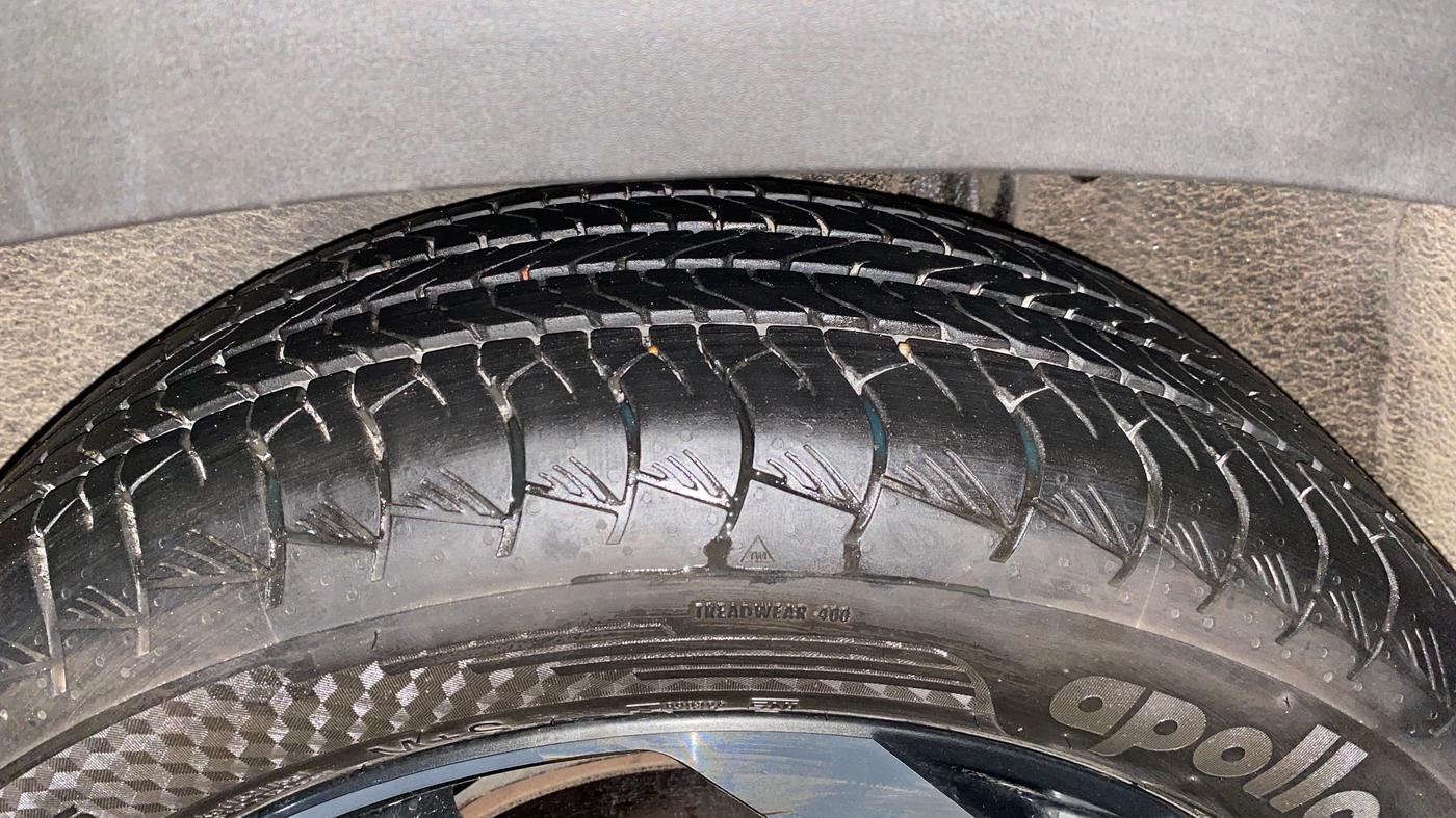 2021 Hyundai ALCAZAR 2.0 SIGNATURE (O) AT 7STR, Petrol, Automatic, 13,147 km, Left Rear Tyre Tread