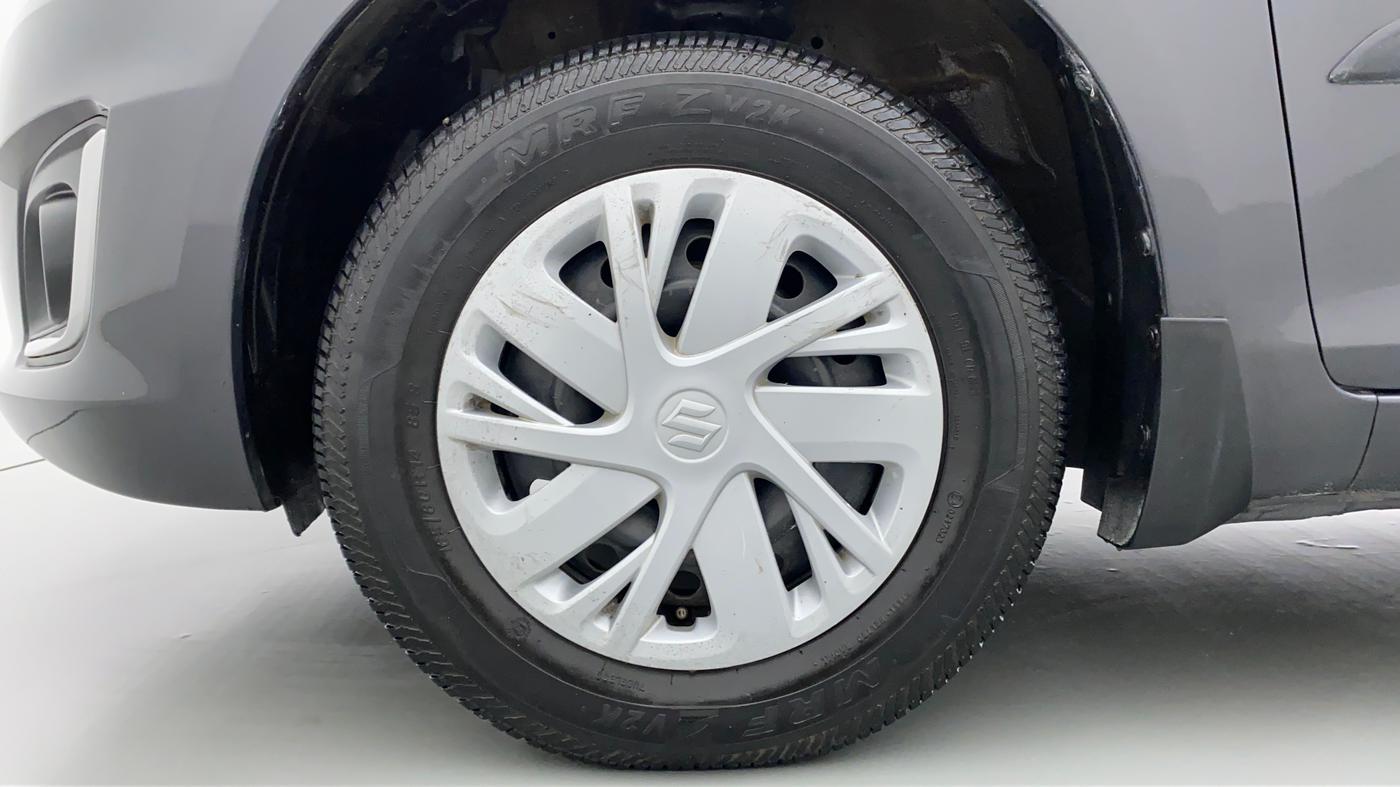 2017 Maruti Swift VXI D, Petrol, Manual, 30,435 km, Left Front Wheel
