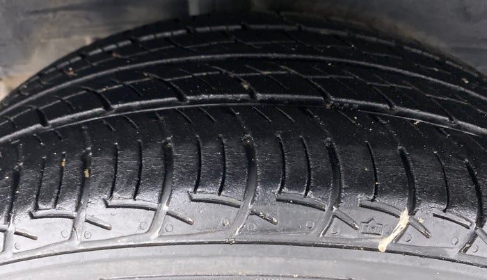 2018 Toyota YARIS J MT, Petrol, Manual, 37,679 km, Right Rear Tyre Tread