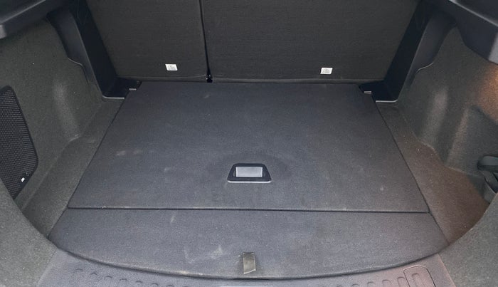 2021 Tata Harrier XZA + DUAL TONE, Diesel, Automatic, 11,498 km, Boot Inside